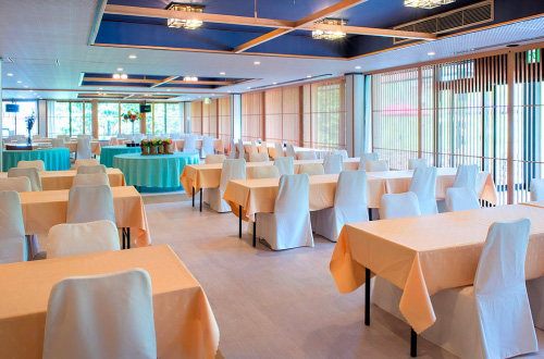 自助餐厅「ROOT」